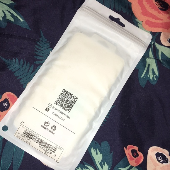 ⭐️SHEIN GLASS SCREEN PROTECTOR IPHONE 6S 6PLUS 6P - Picture 3 of 7